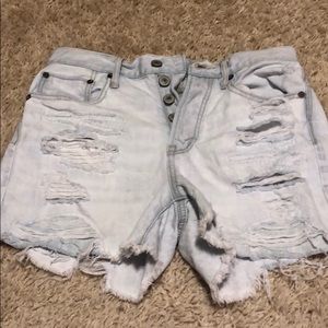 American Eagle 90's boyfriend shorts